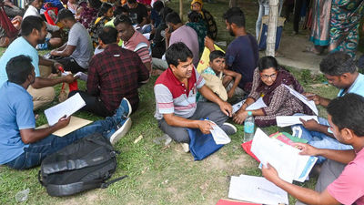 Appellate tribunal accepts Aadhaar card in first SIR appeal