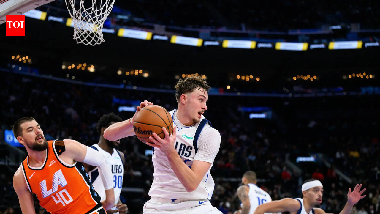 Is Cooper Flagg playing tonight vs the Los Angeles Clippers? Latest update on the Dallas Mavericks star's injury report (April 7, 2026)