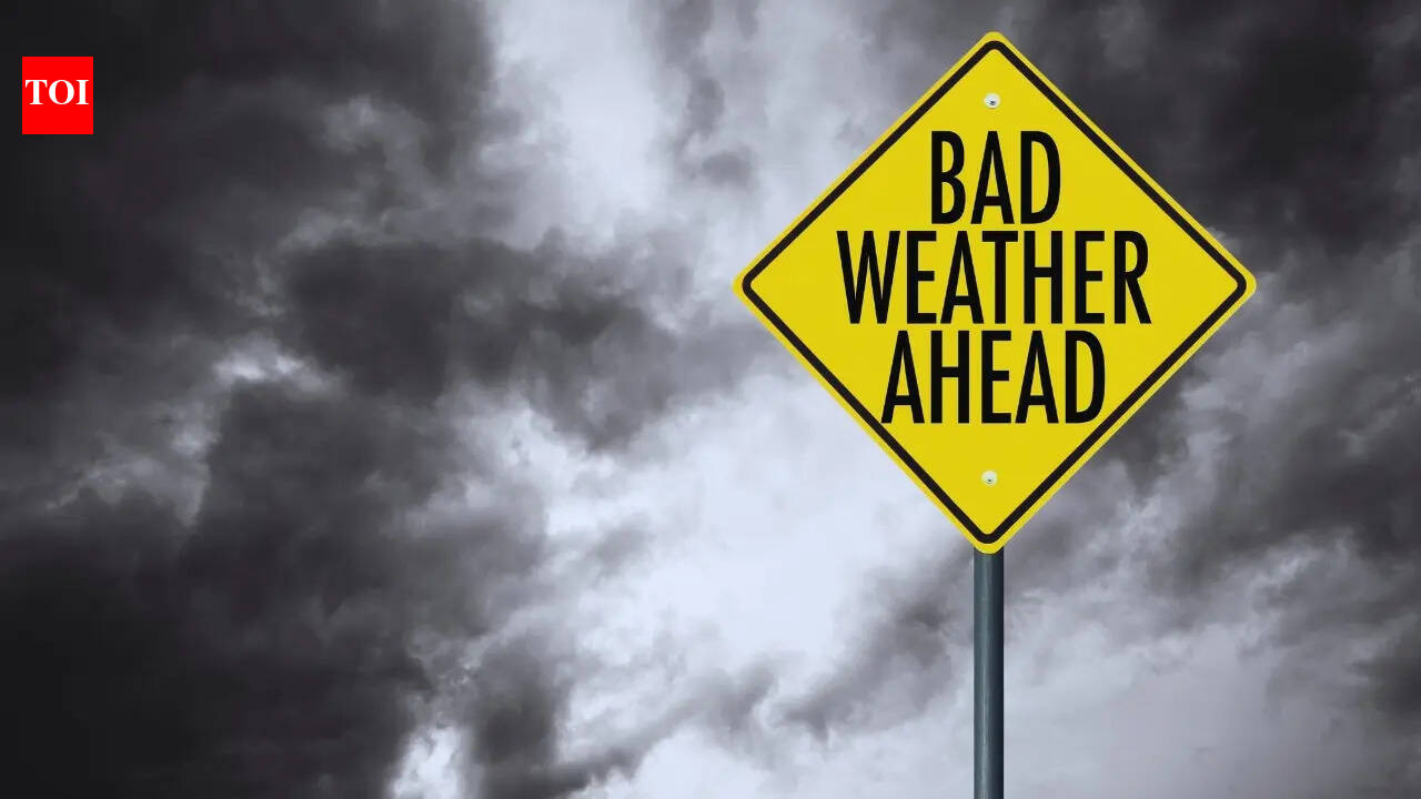 Nationwide weather alert: IMD predicts rain, strong winds and hail across these Indian states; what travellers need to know