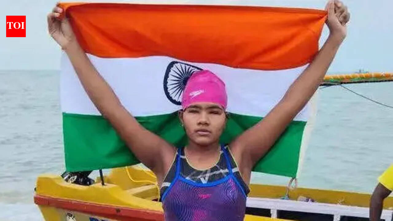 Ishwari Pande scripts history, becomes first blind swimmer to cross Palk Strait