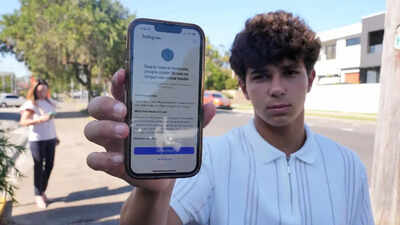 Greece follows Australia, bans social media for under-15s from this date