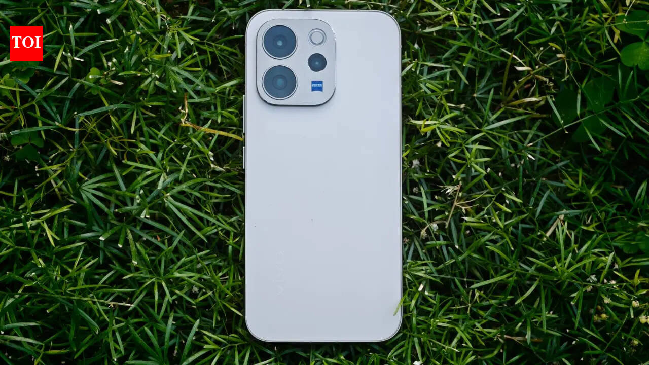 Vivo V70 Elite review: Impresses by looks and beyond