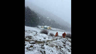 ‘Rare’ April snowfall, rain lash Uttarakhand; Char Dham yatra preparations hit