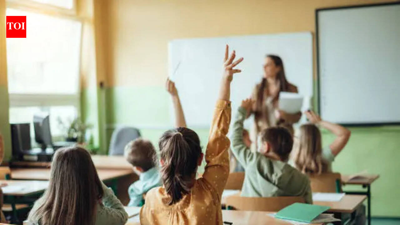 SHOs to adopt govt schools in Bagaha for students’ safety