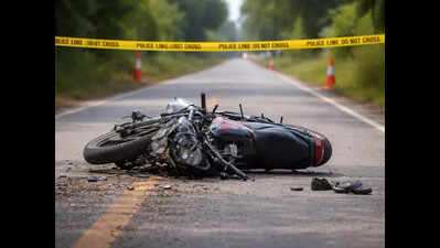 Youth killed, two others injured in Garhwa motorcycle accident