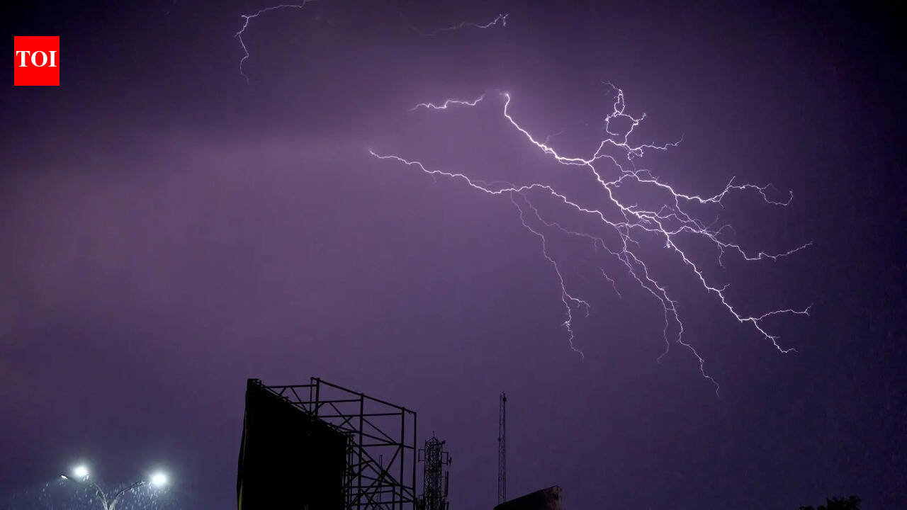 April feels like Feb as thunder and lightning keep mercury cool