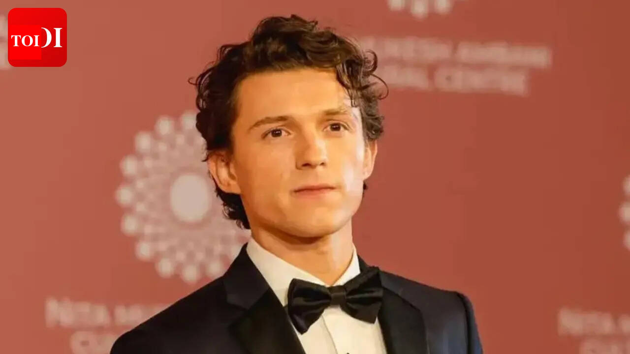 Tom Holland praises Matt Damon, recalls learning on 'The Odyssey' set