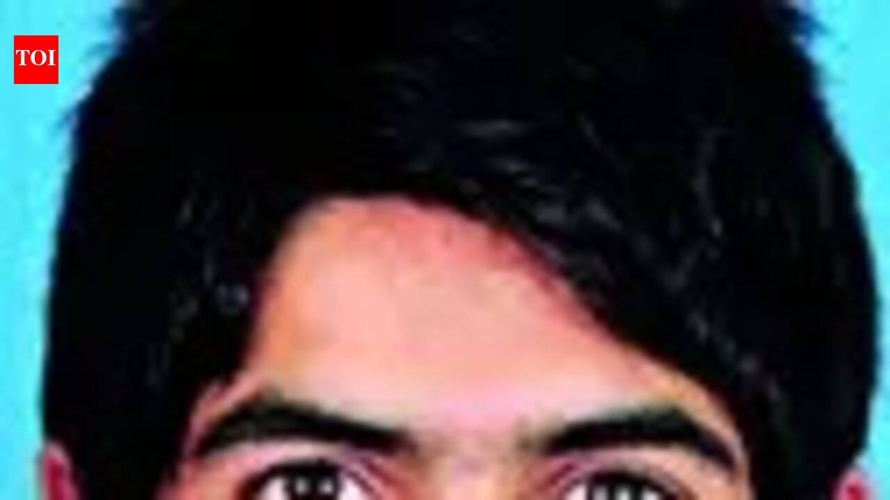 Family of J&K man held in Saudi to seek Omar's intervention for return