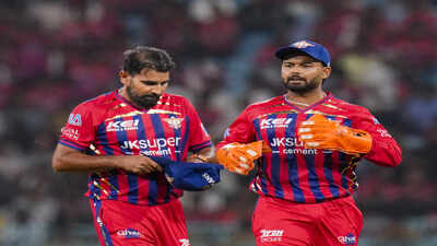 Mohammed Shami: ‘Neeche nahi girne denge’: Shami’s pep talk to Pant wins heart ahead of clash against KKR | Cricket News – The Times of India