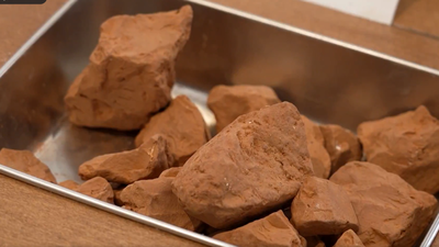  London’s Museum of Edible Earth invites visitors to eat dirt from around the world