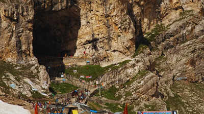 Amarnath Yatra 2026: Process of registration, important dates, eligibility criteria, preferred paths, and essential guidelines for the pilgrims