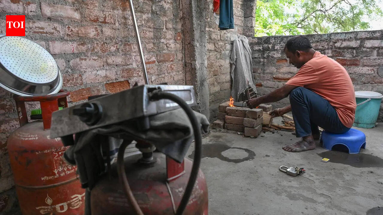 To leave or not to leave: City’s migrant workers make hard choices as households run out of LPG