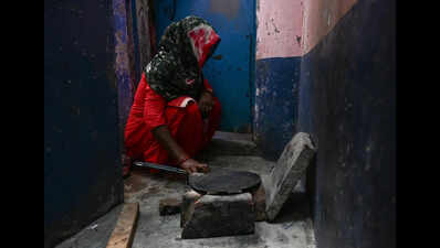 To leave or not to leave: City’s migrant workers make hard choices as households run out of LPG