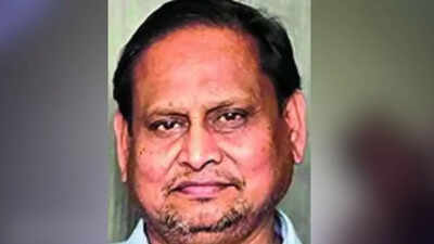 Trinamool video shows 'Kabir-like man' seeking ' Rs 1000 cr from BJP'