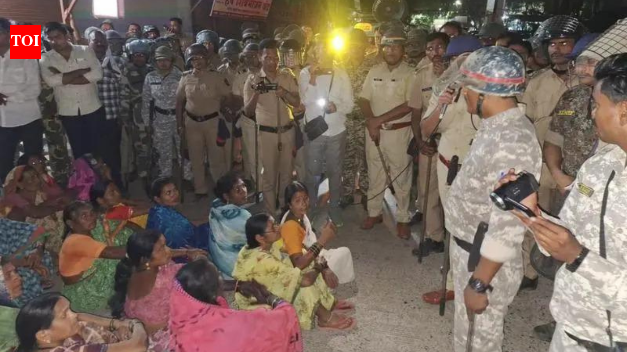 'Rasta roko, rail roko': 80 villagers booked after anti-liquor stir ...
