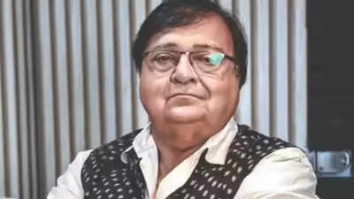 Rakesh Bedi praises Aditya Raj Kaul; Actor credits researcher for 'Dhurandhar' success - WATCH