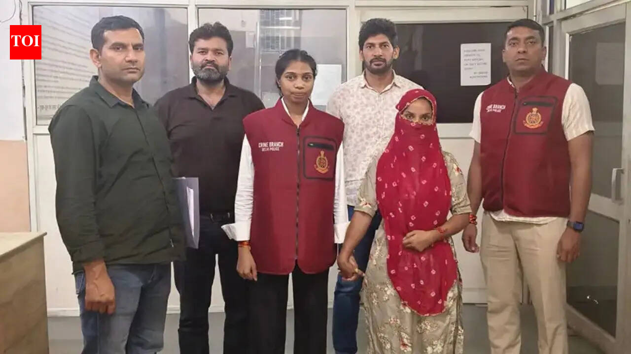 Delhi Police bust 'hospital & temple' scammer: Woman kingpin Paro arrested
