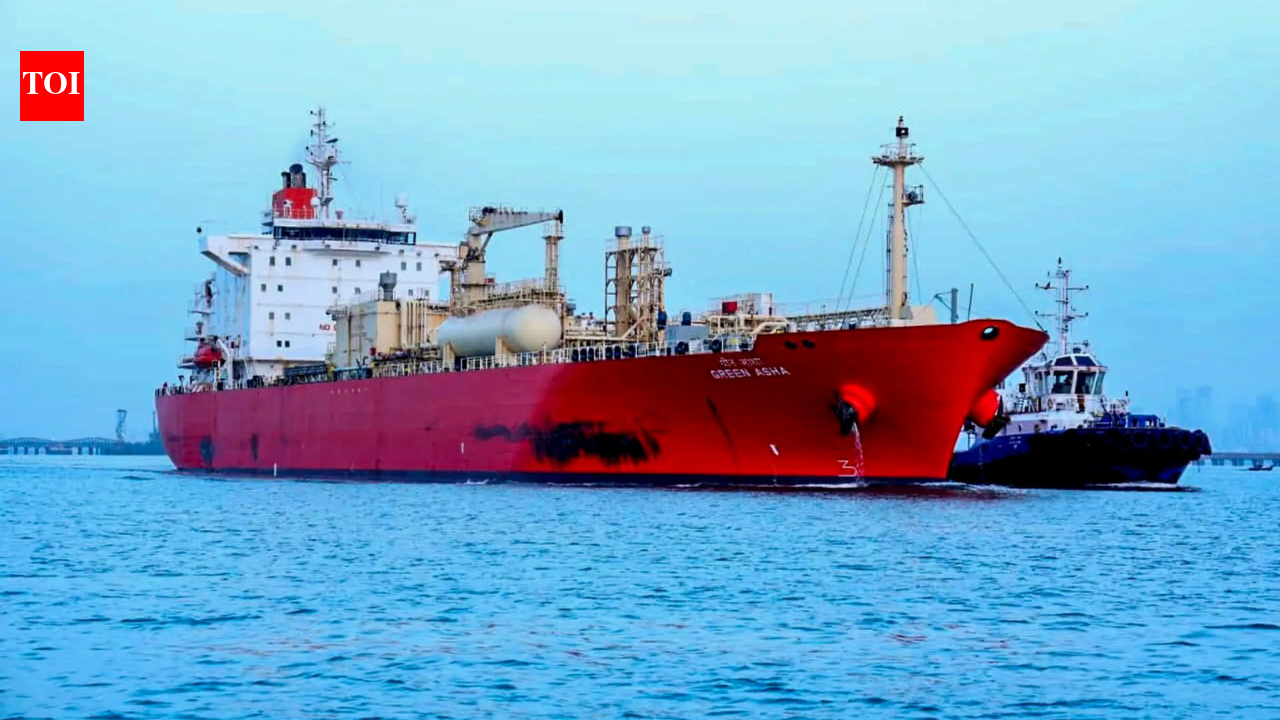 Strait of Hormuz control: Open or shut? Toll system, new conditions and what the ceasefire really means for global shipping — 15 FAQs answered