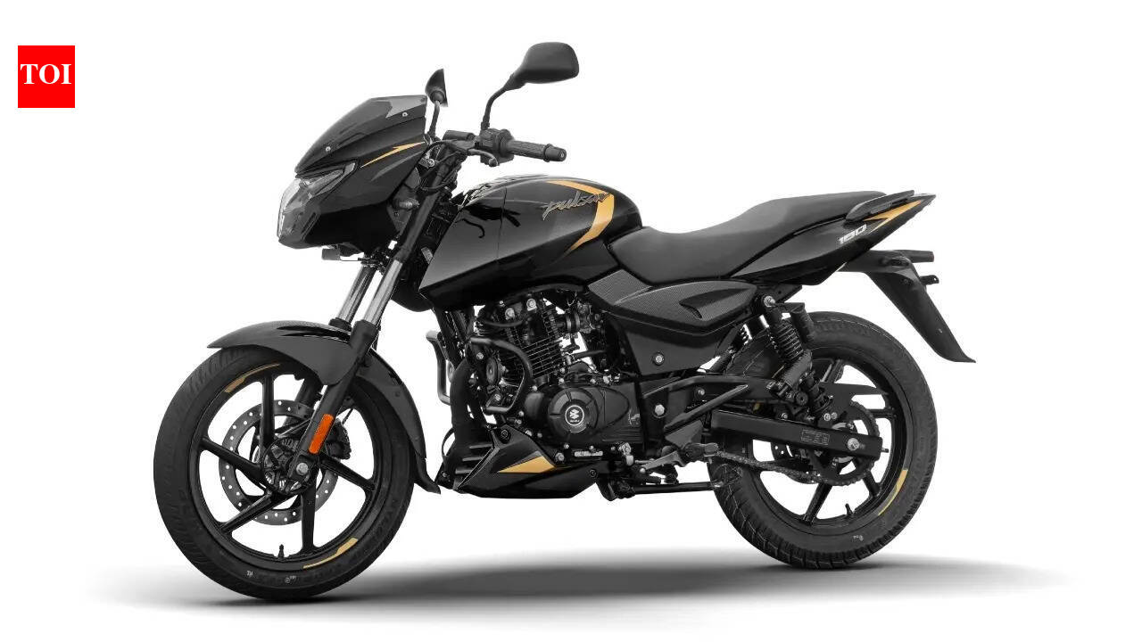 2026 Bajaj Pulsar 180 launched at Rs 1.22 lakh: Engine, features & more