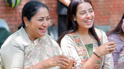 Delhi CM advocates women's reservation in legislature, joins signature campaign at DU