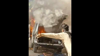 School van catches fire in M’nagar; 4 kids, driver suffer burns