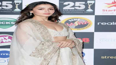 Alia Bhatt cheers as sister-in-law Riddhima Kapoor Sahni gears up for Bollywood debut with 'Daadi Ki Shaadi'