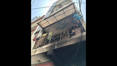 Fire in Chander Vihar Building; Five Residents, Two Dogs Rescued
