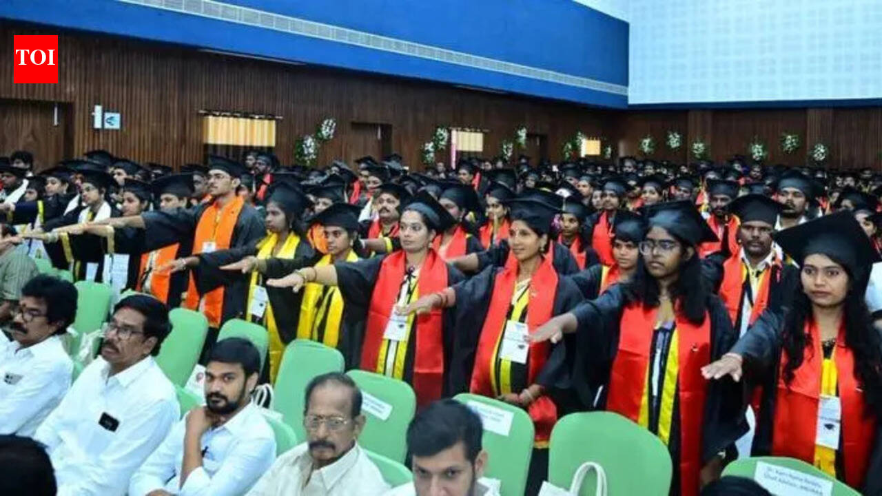 722 students graduate at Adikavi Nannaya University convocation ...