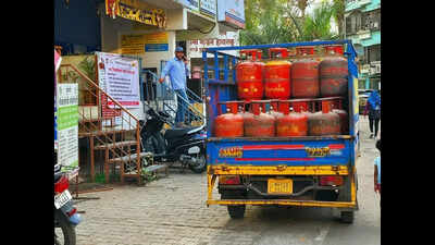 LPG cylinder cancellations surge as panic booking subsides, rush at agencies eases