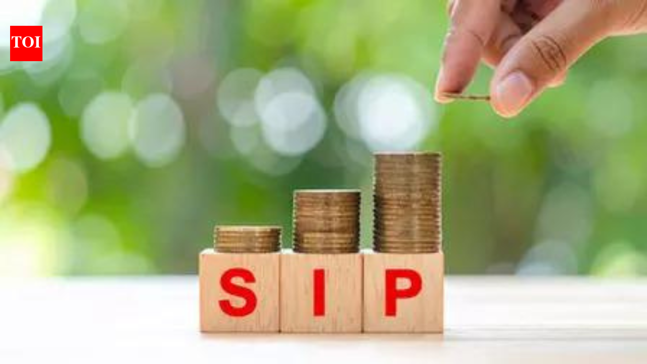 March MF SIP inflows log all-time high of '32k cr: AMFI