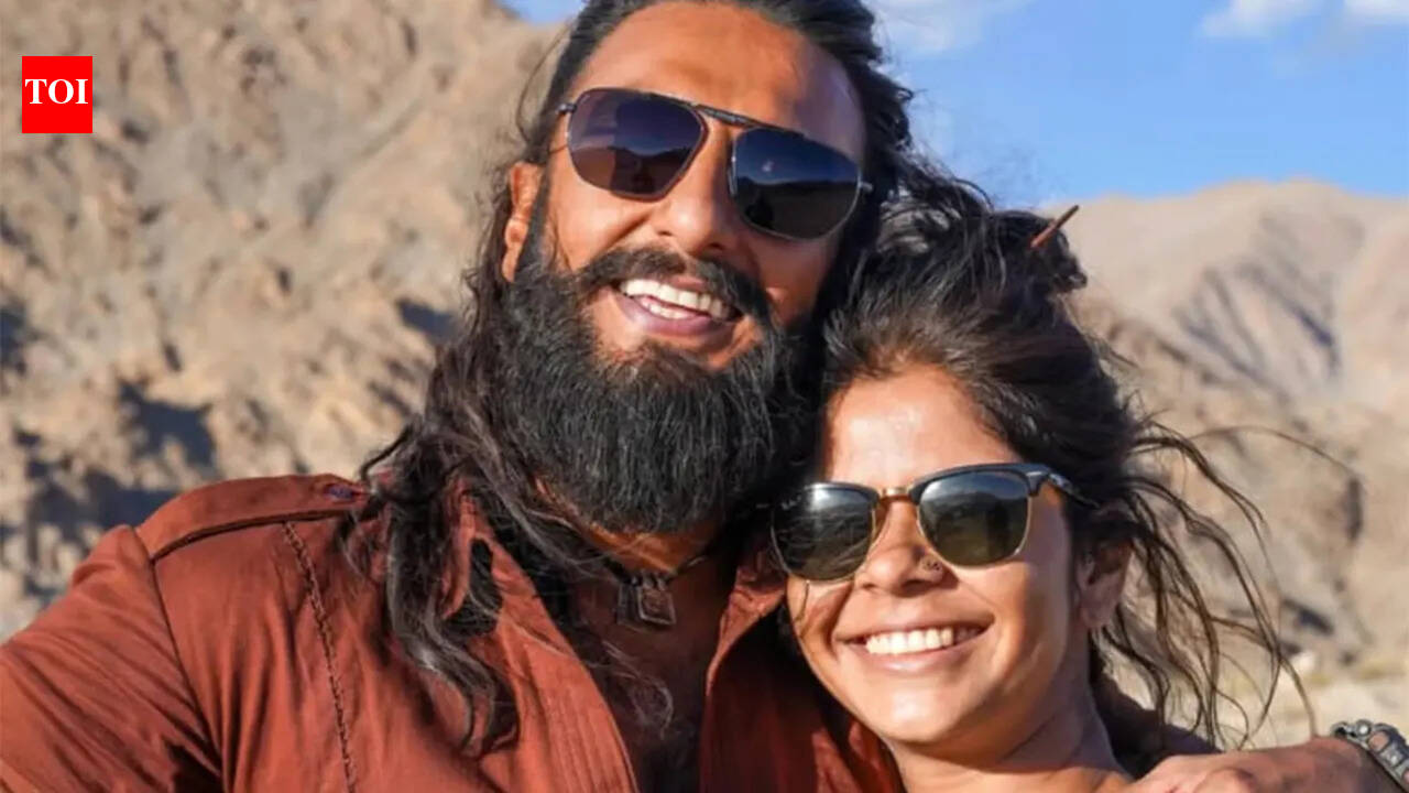 Ranveer Singh hails Smriti Chauhan with heartfelt note after ‘Dhurandhar’ collaboration: 'purest soul'