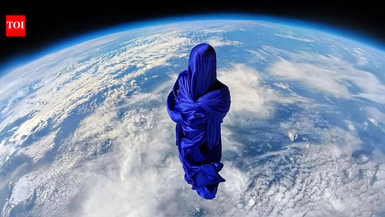 Space just got a new resident: Silk, wind, and lots of drama