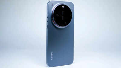  Three Leica lenses and a phone call or two