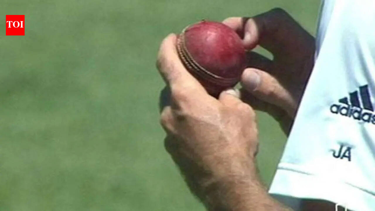 'Let people scratch the ball': England star calls to 'legalise' ball tampering