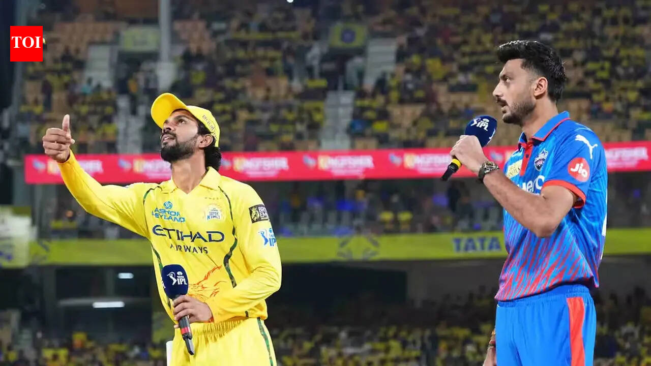 IPL Live: DC captain Axar Patel opts to field vs CSK