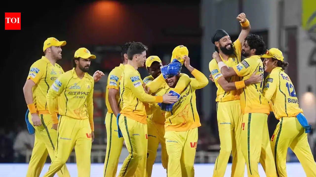 IPL Live: Sameer Rizvi falls; Delhi Capitals stutter in run chase vs CSK