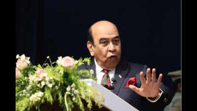 Citizens must act like warriors during disasters: Governor