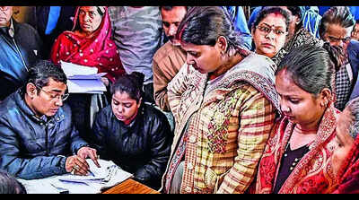 60k duplicate voters taken off list in Ghaziabad, GB Nagar
