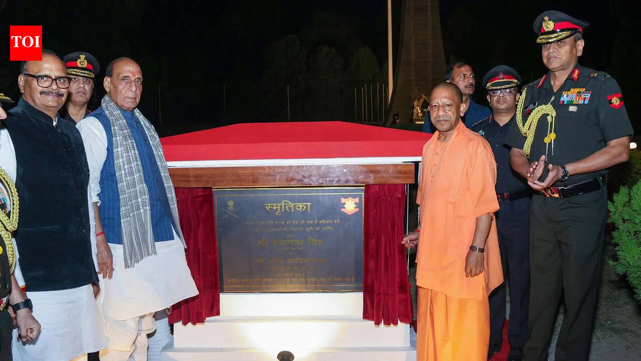 Rajnath, Yogi inaugurate laser, light and sound show at war memorial