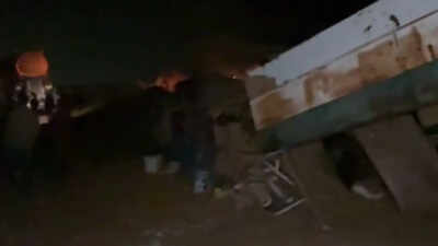 5 killed, 1 injured as truck runs over stranded group in MP’s Dindori