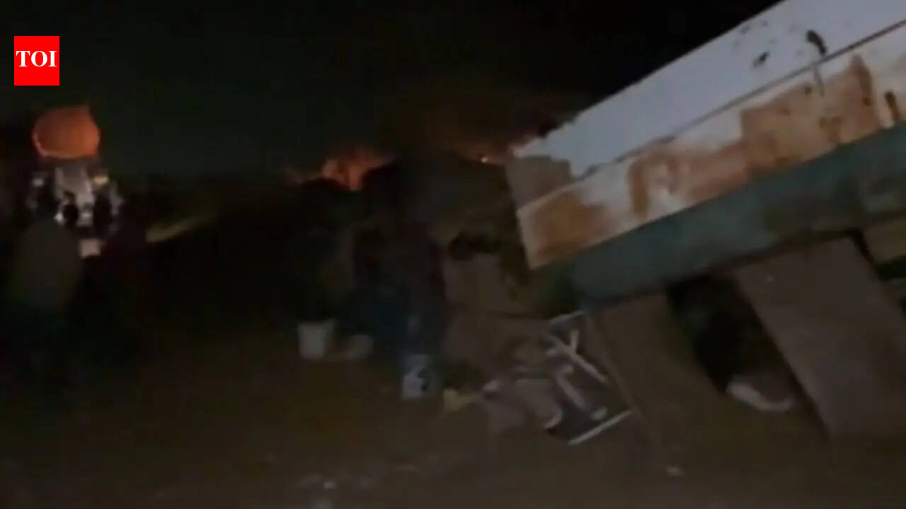 5 killed, 1 injured as truck runs over stranded group in MP’s Dindori