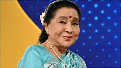 Asha Bhosle's treating doctor Dr Pratit Samdani confirms hospitalisation but declines to comment on cardiac arrest reports