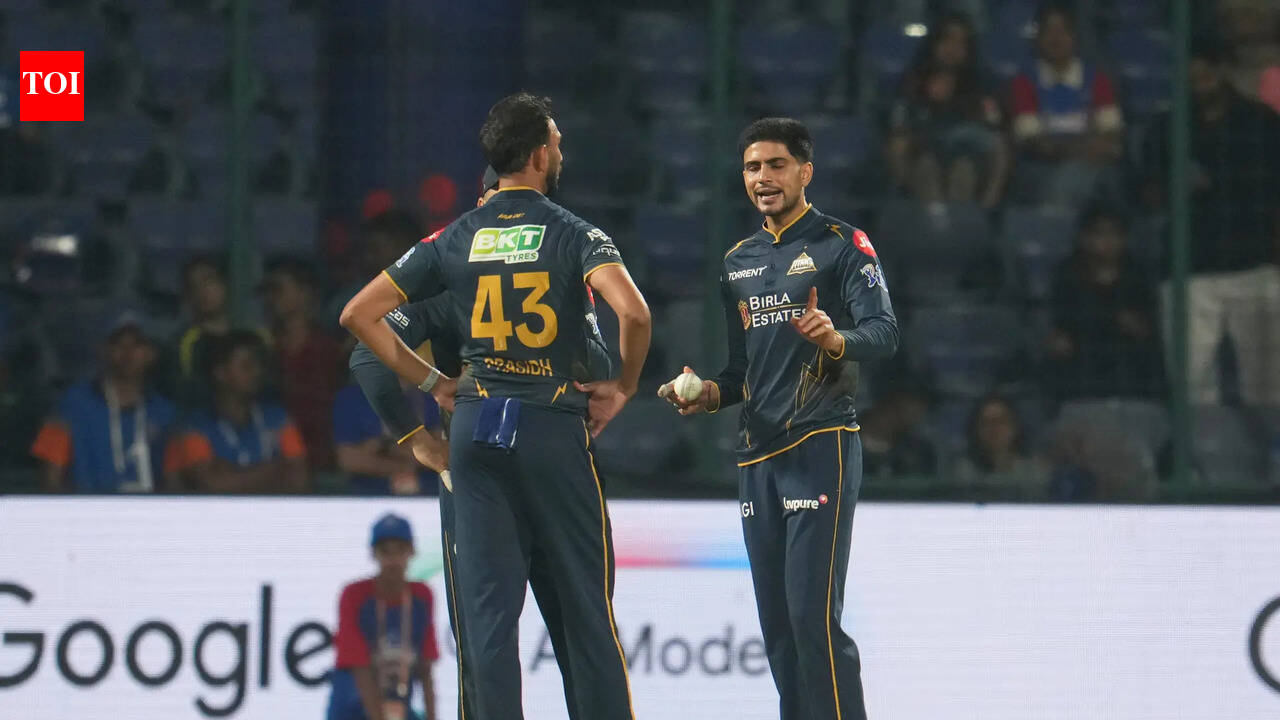 IPL 2026: Prasidh Krishna strikes again as LSG slide further in middle overs