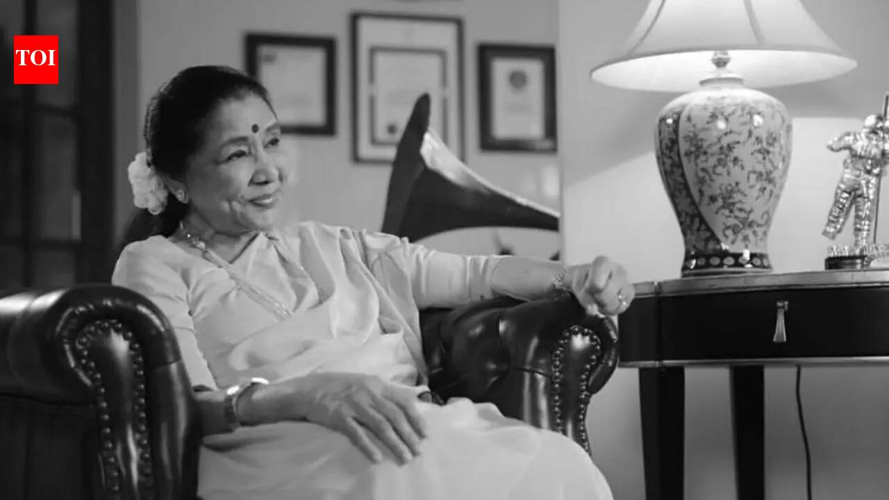 Singer Asha Bhosle passes away at 92: Lesser-known facts from the life of a legend
