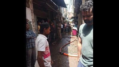 Fire incident in Wazirganj; no casualties reported