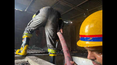 Fire incident in Wazirganj; no casualties reported