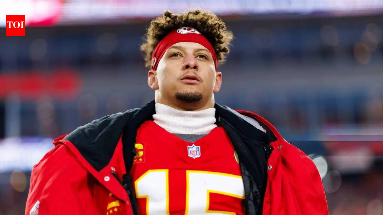 Patrick Mahomes comeback prediction shocks NFL world after injury setback as insiders back him for major NFL honor