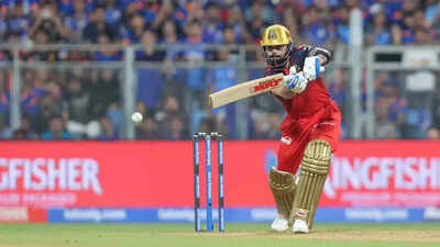 IPL 2026: Milestone alert! Virat Kohli becomes first batter to pull off this rare feat vs Mumbai Indians