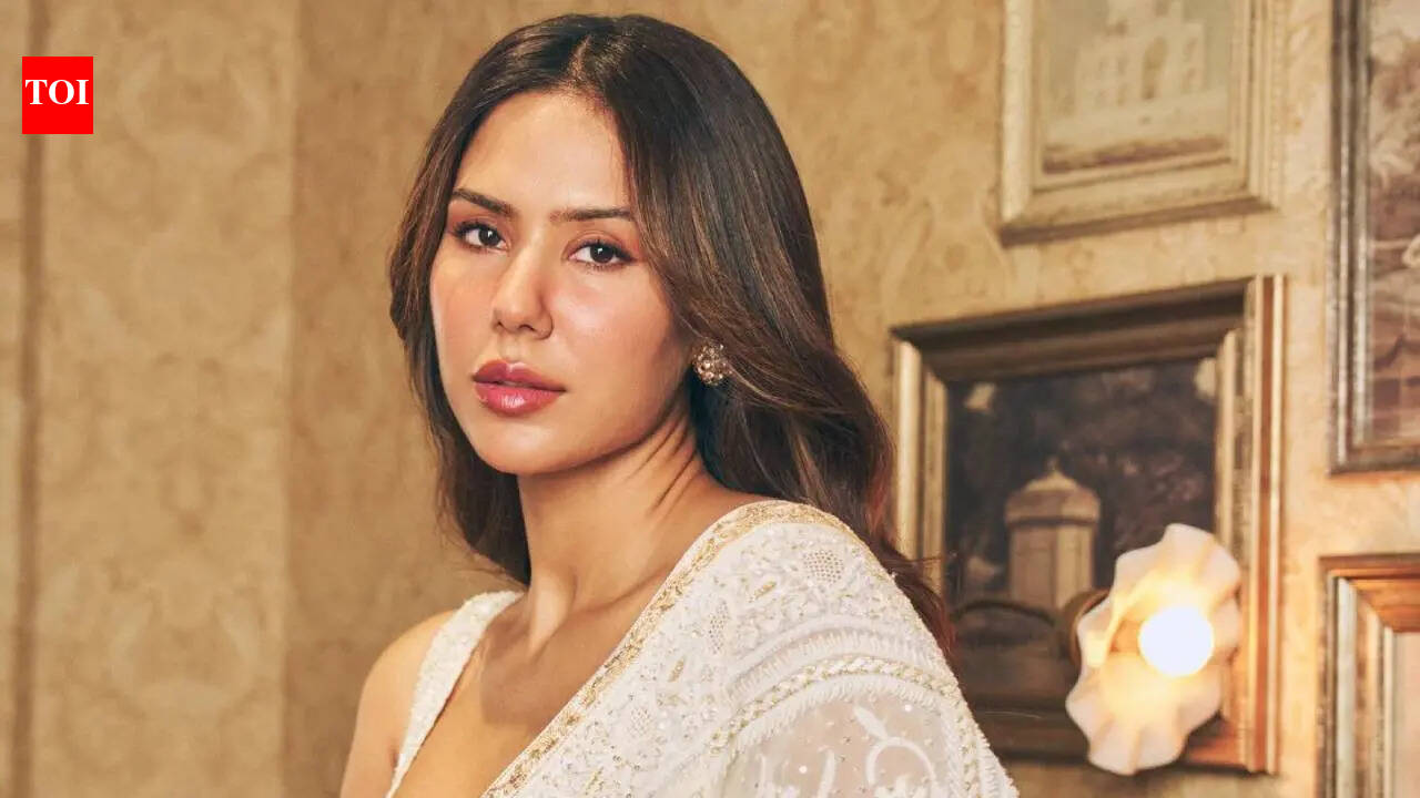Sonam Bajwa recalls fan’s shocking confession: ‘Because of you, my engagement broke... he wanted me to look like you’