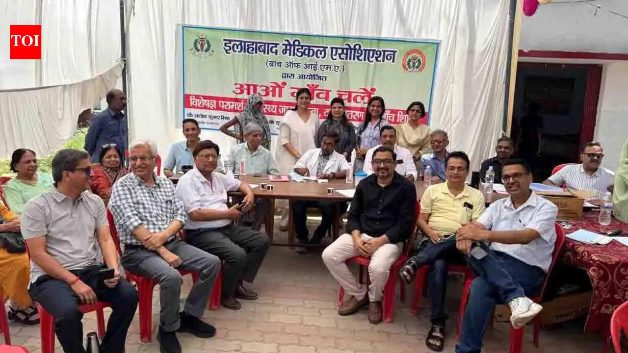 ‘Aao Gaon Chalen’: AMA conducts health campaign in Phulpur village